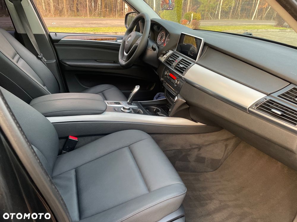 BMW X5 xDrive30d - 26