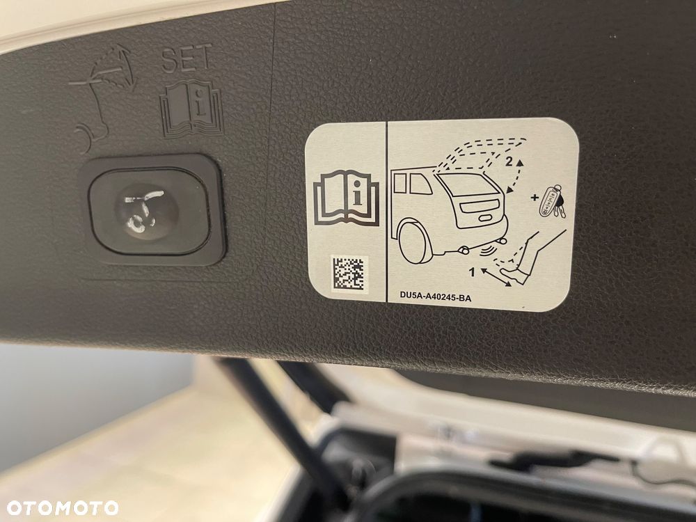 Ford Kuga 1.5 EcoBoost FWD ST-Line ASS GPF - 28