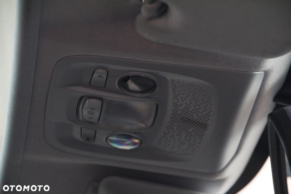 Peugeot 208 1.6 BlueHDi Allure S&S - 16