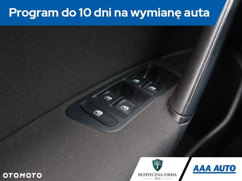 Volkswagen Golf Variant - 19