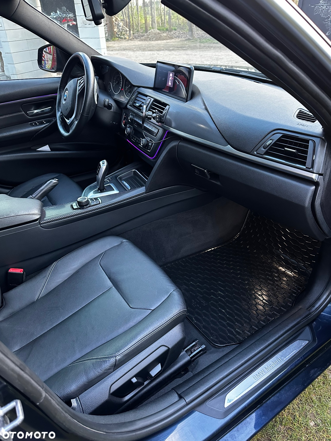 BMW Seria 3 320i xDrive - 11