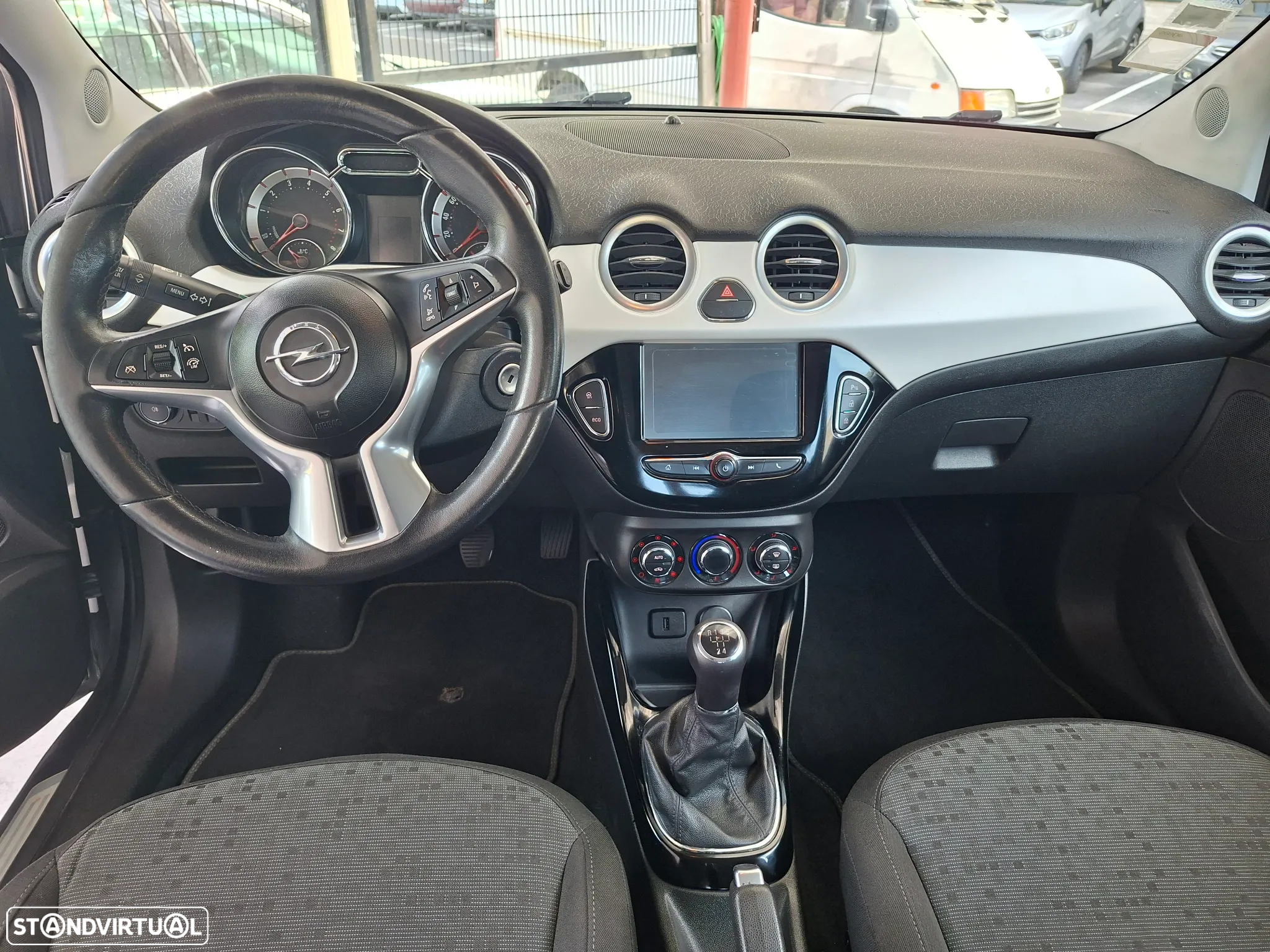Opel Adam 1.2 Glam - 9