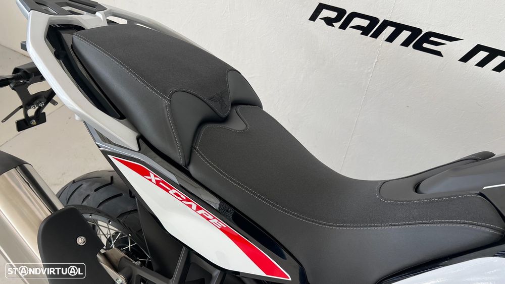 Moto Morini X-Cape 1200 - 40