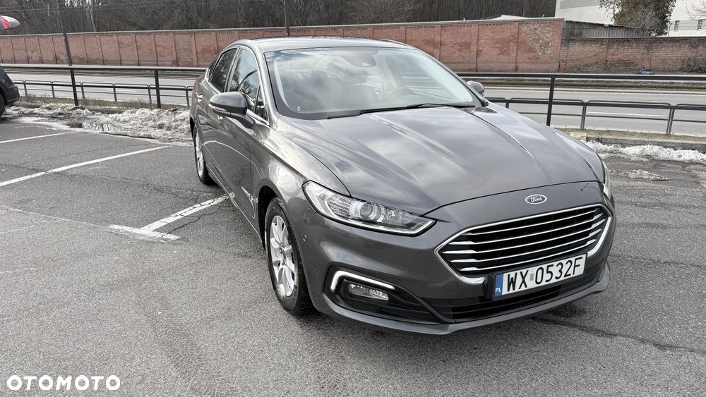 Ford Mondeo 2.0 Hybrid Titanium - 4