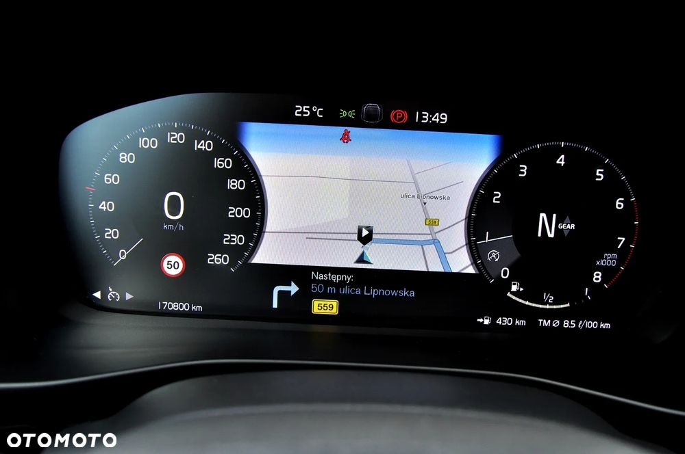 Volvo XC 40 T3 Momentum Pro - 34