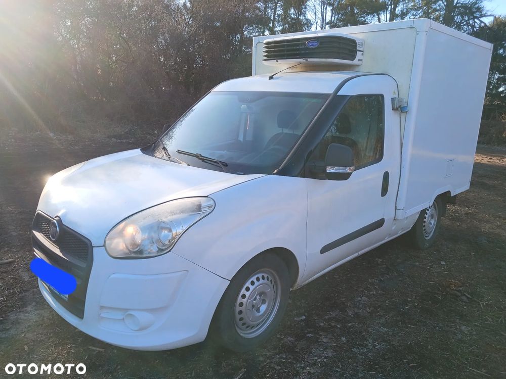 Fiat Doblo 1.3 TDI 90KM 2014r Izoterma Chłodnia Mroźnia Agregat Carrier Xarios 200 230v Zasilanie zew - 21