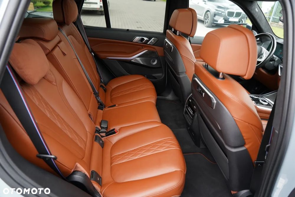 BMW X5 xDrive30d mHEV - 32