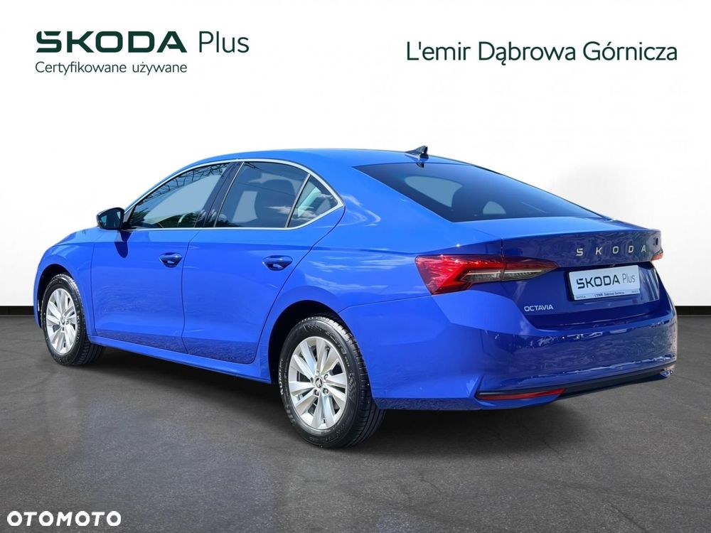 Skoda Octavia 2.0 TDI Selection DSG - 4
