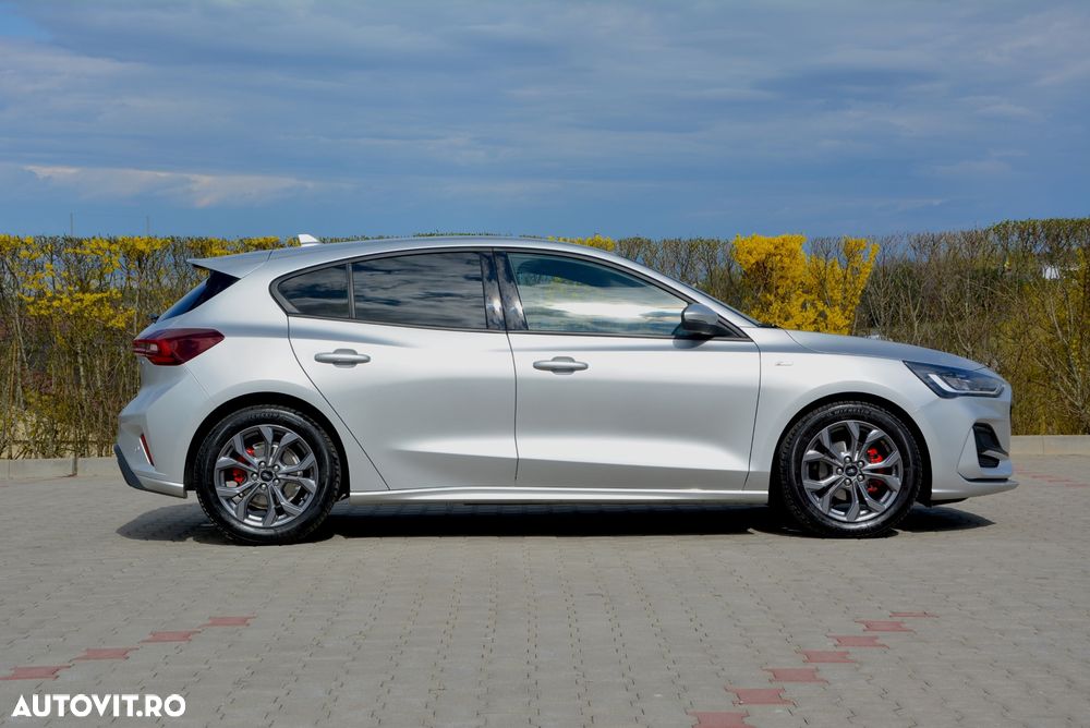 Ford Focus 1.0 EcoBoost Hybrid ST-LINE STYLE - 6