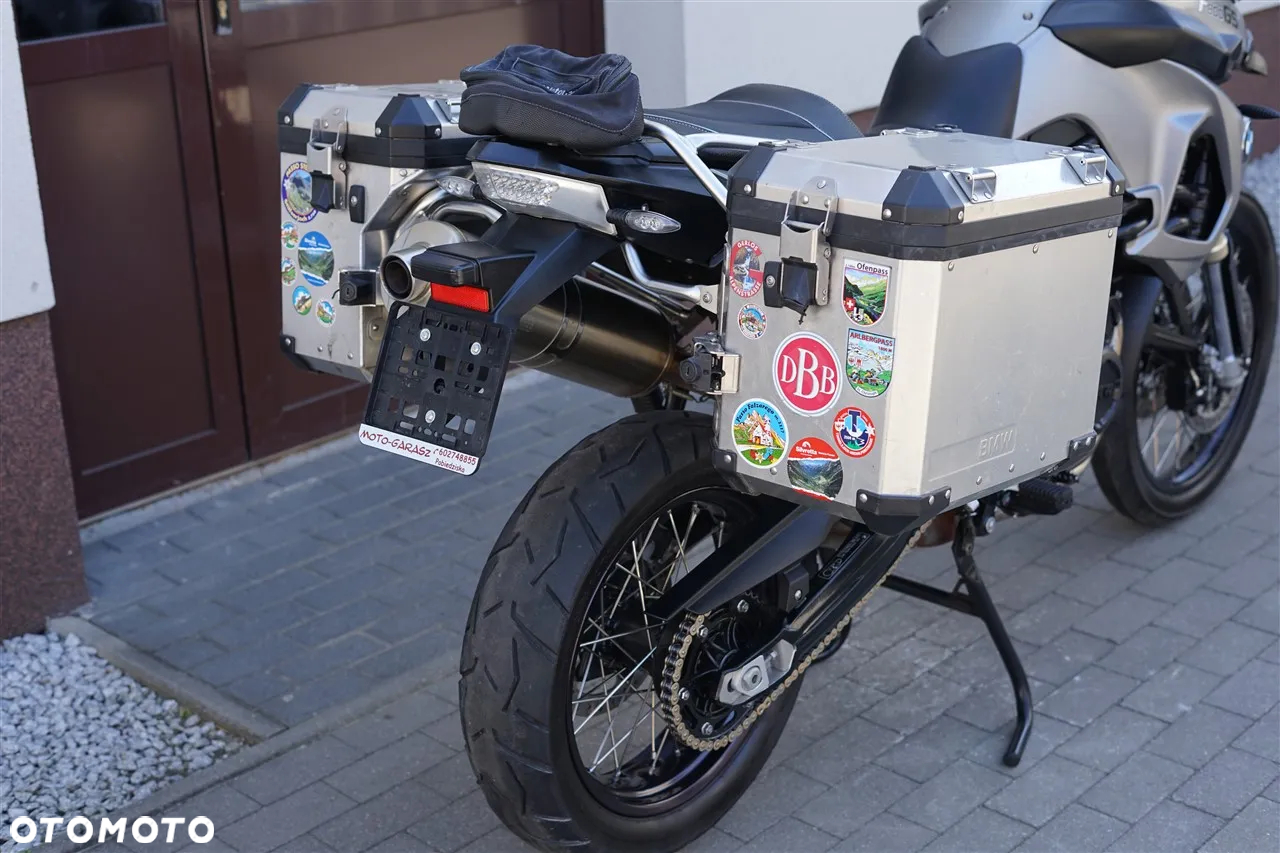 BMW F - 5