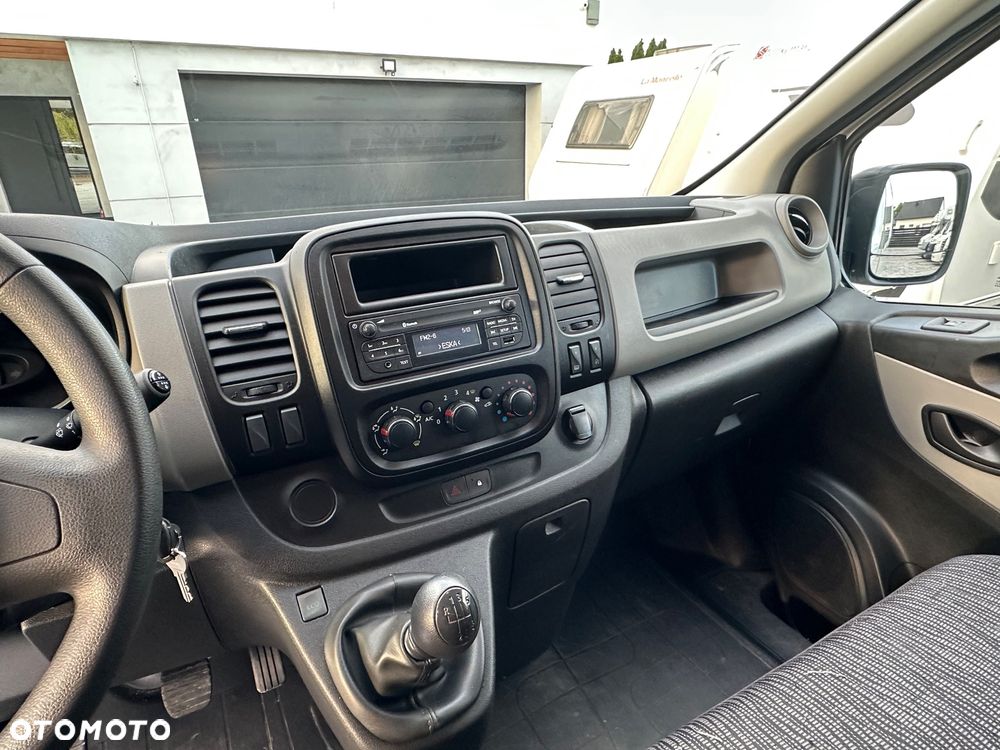 Renault Trafic - 10