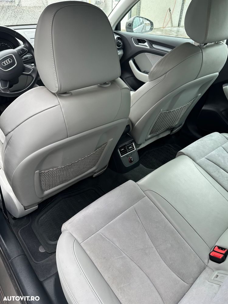 Audi A3 2.0 TDI clean quattro Attraction - 9