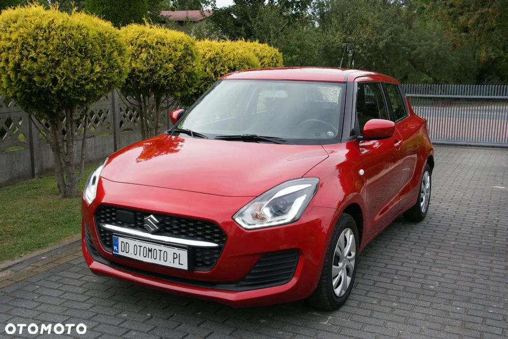 Suzuki Swift - 1
