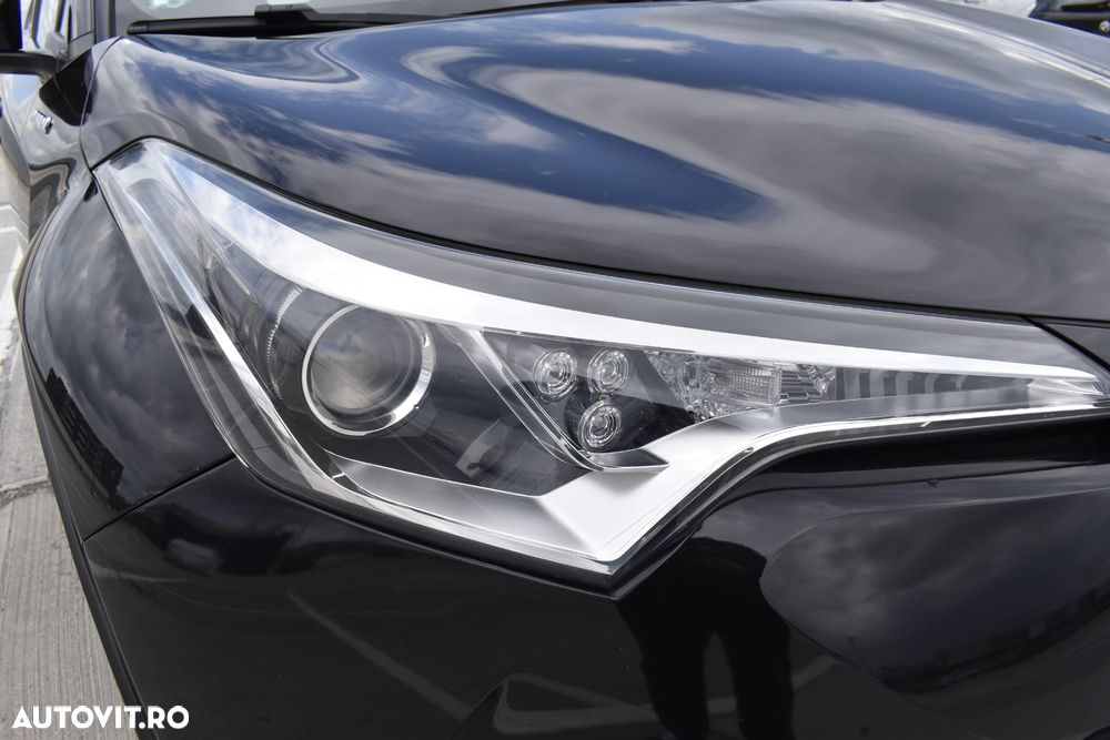 Toyota C-HR Flow - 8