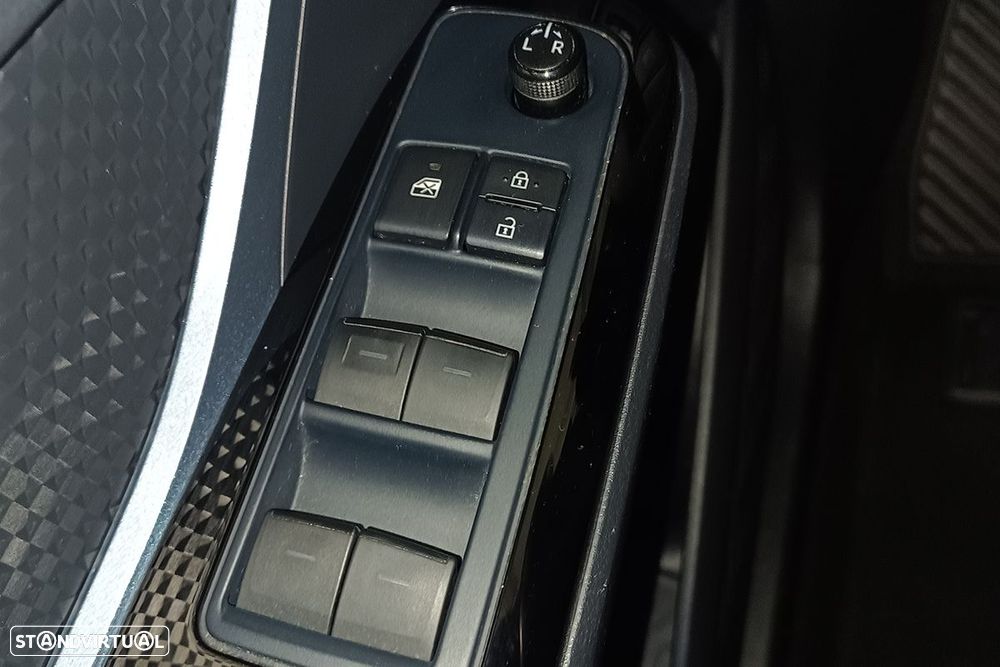 Toyota C-HR 1.8 Hybrid Square Collection - 10