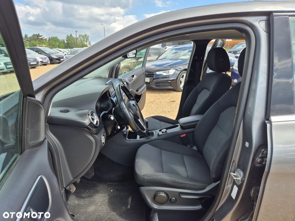 Mercedes-Benz Klasa B 180 CDI (BlueEFFICIENCY) - 5