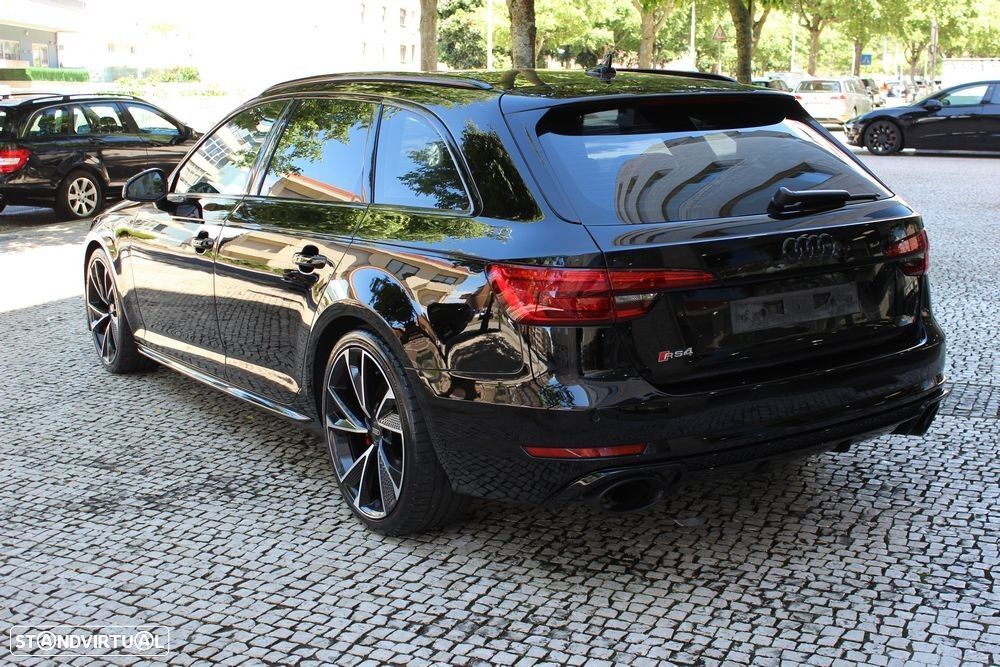 Audi A4 Avant 2.0 TDI S-line S tronic - 11