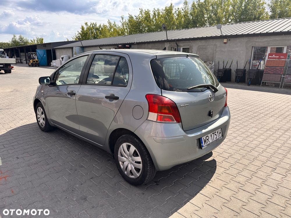 Toyota Yaris 1.0 Luna A/C - 6