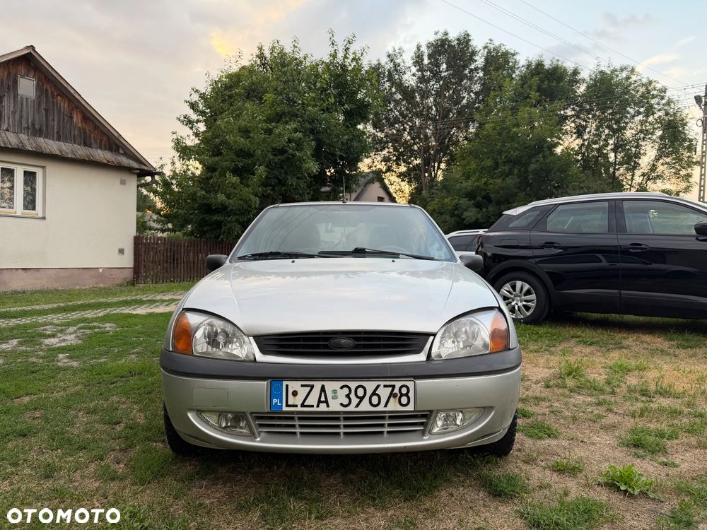 Ford Fiesta - 7