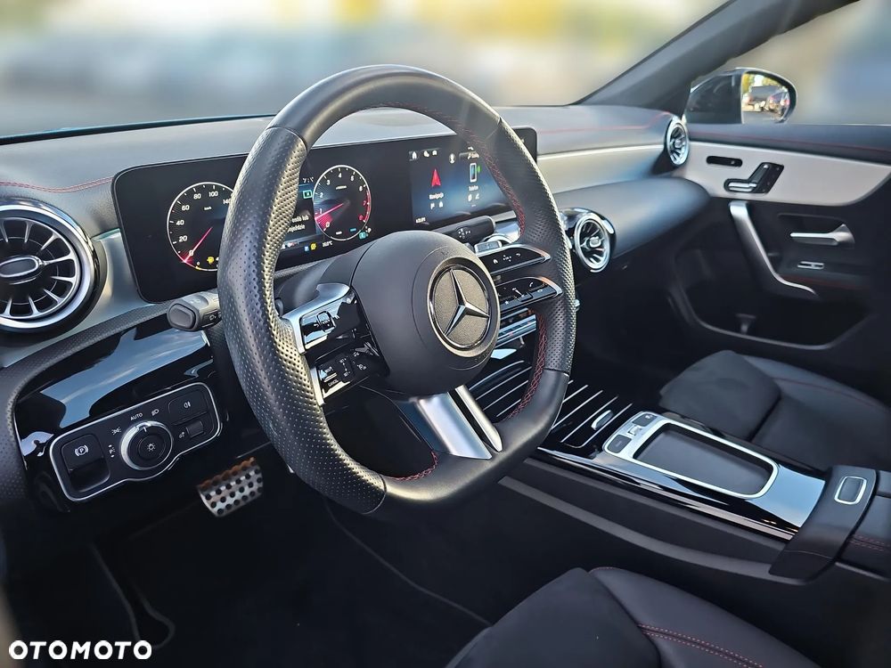 Mercedes-Benz CLA 220 4Matic 8G-DCT Edition AMG Line - 14