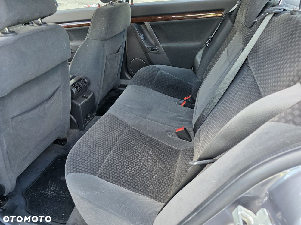 Opel Vectra - 8