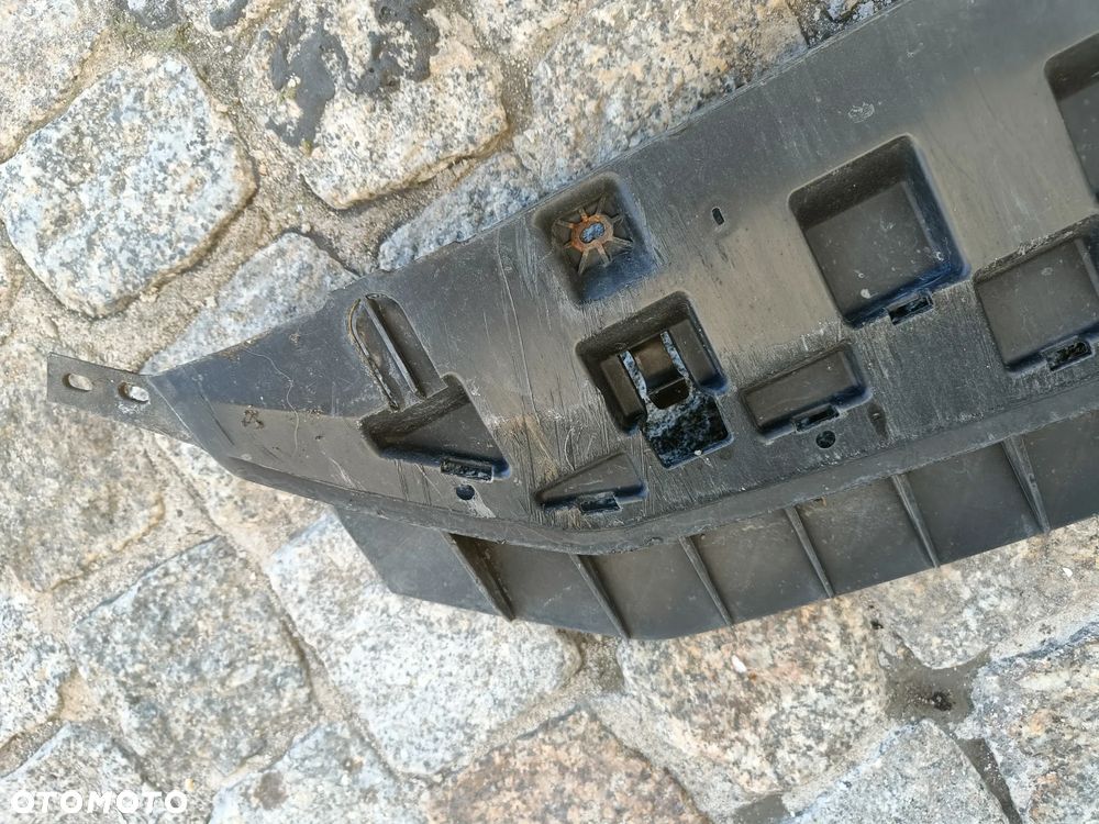 Dokładka dolna zderzaka Skoda Octavia 3 FL III lift Płyta Podłoga 5E0807611D - 6