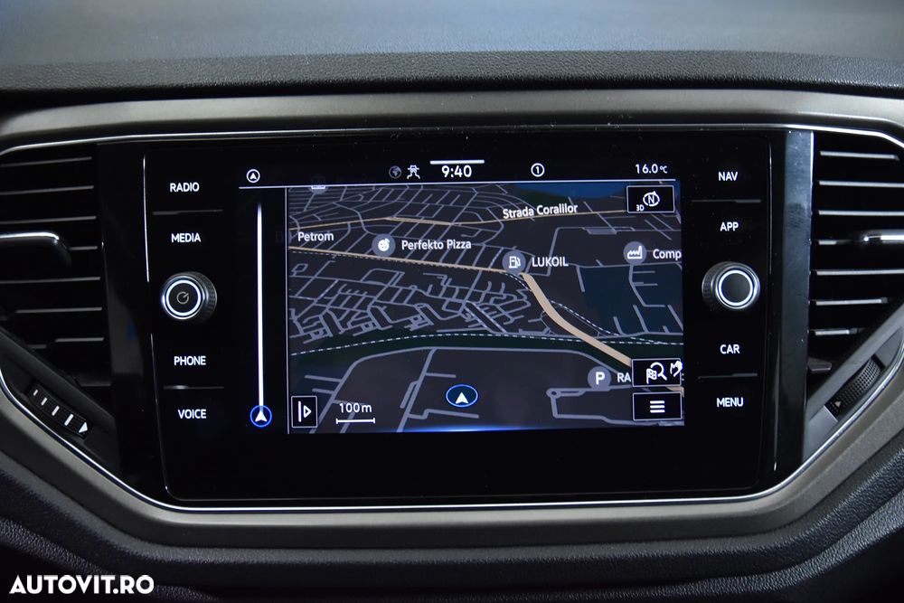 Volkswagen T-Roc - 23