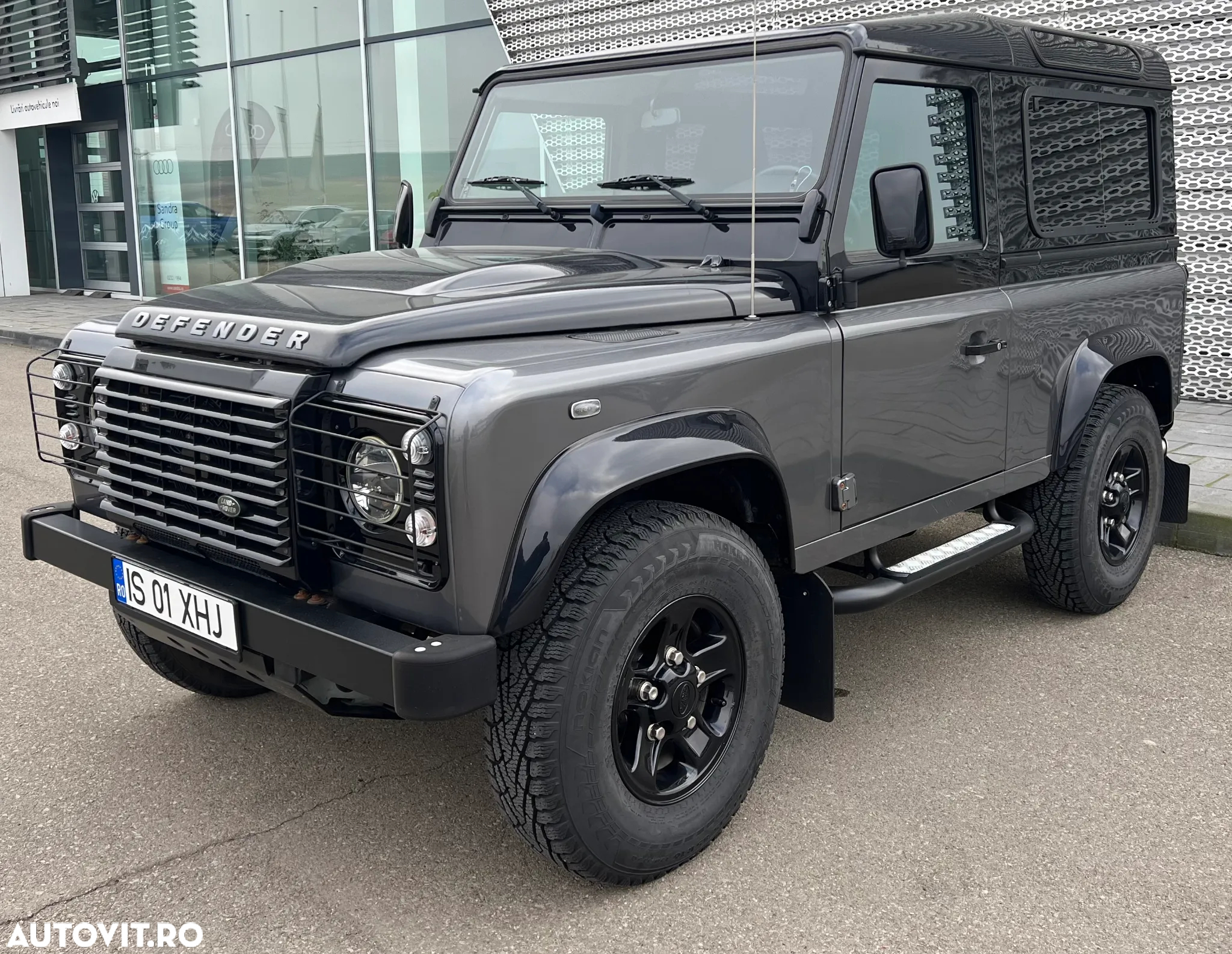 Land Rover Defender 90 2.4TD S/W E - 7