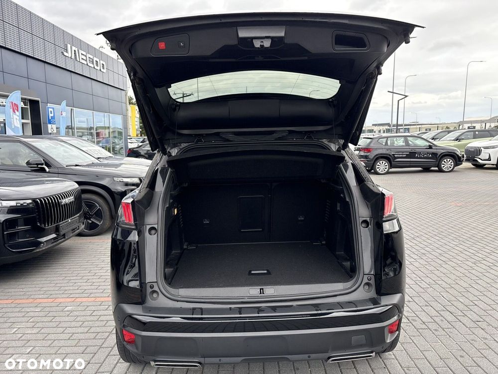 Peugeot 3008 1.6 PureTech GT Pack S&S EAT8 - 27