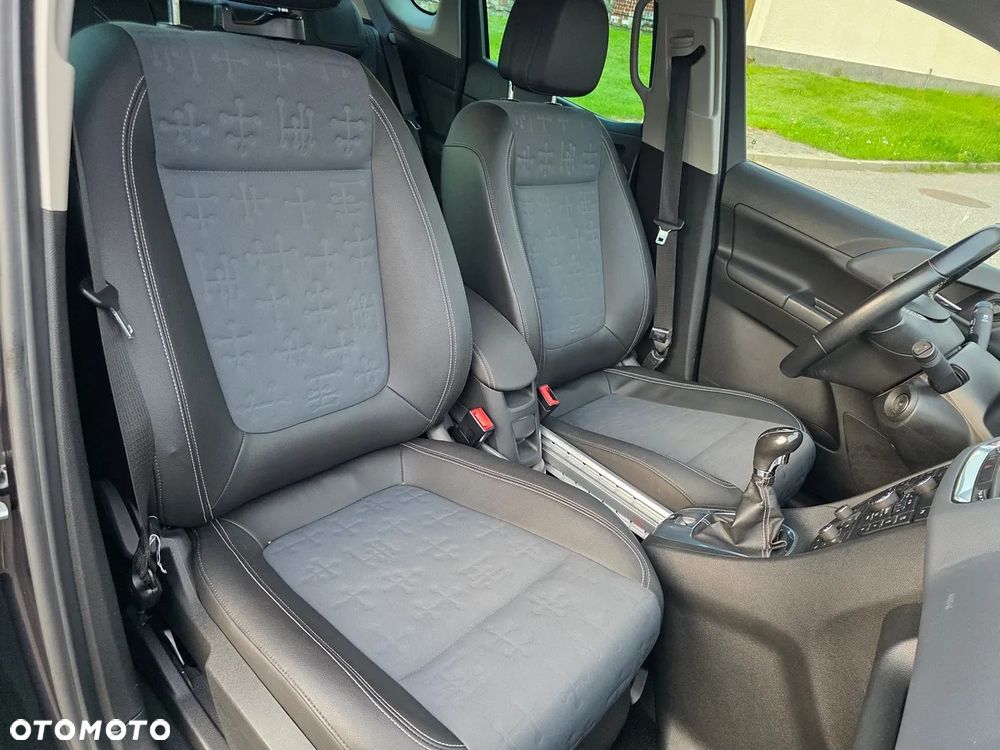 Opel Meriva 1.4 T Cosmo - 17