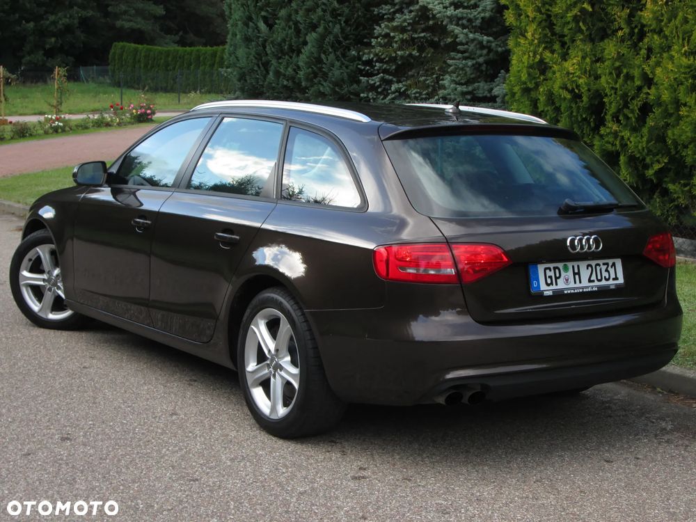 Audi A4 Avant 2.0 TDI DPF Ambition - 11