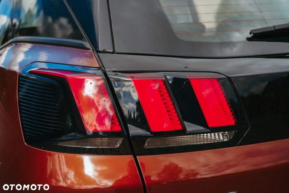 Peugeot 3008 PureTech 130 Stop & Start GPF EAT8 Allure - 18