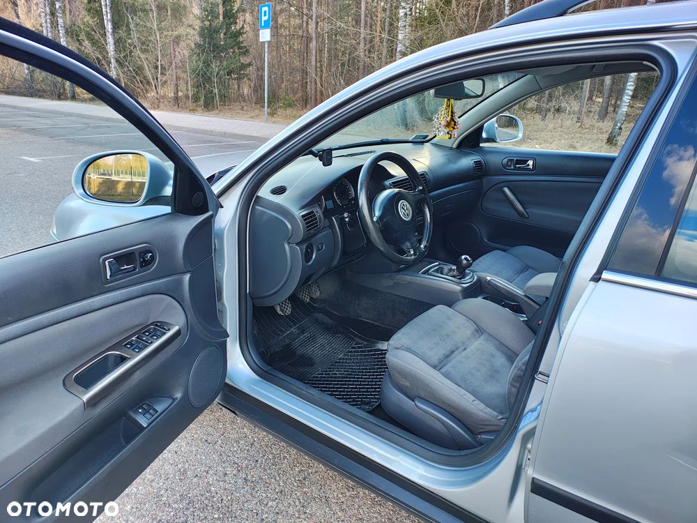 Volkswagen Passat - 5