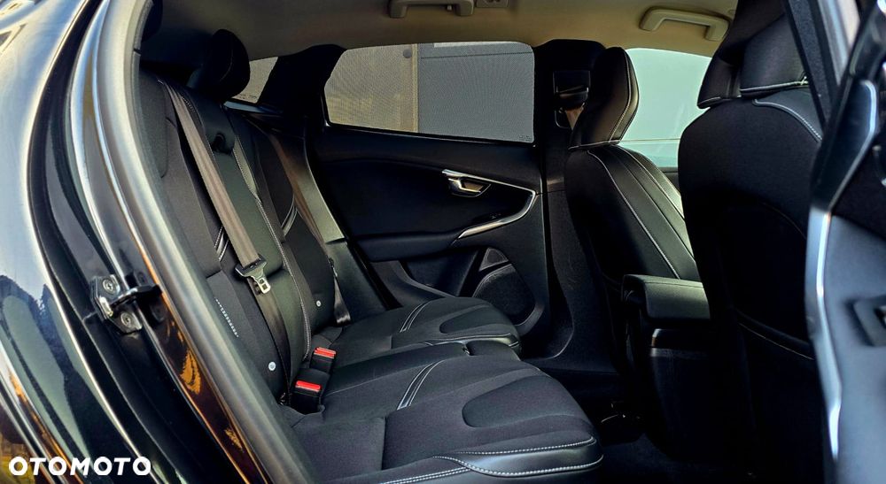 Volvo V40 D2 You - 13