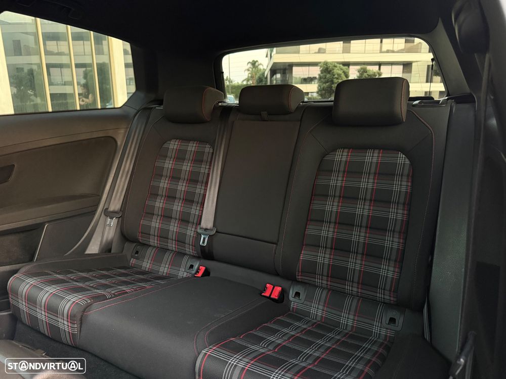 VW Golf GTI Performance BlueMotion DSG - 23