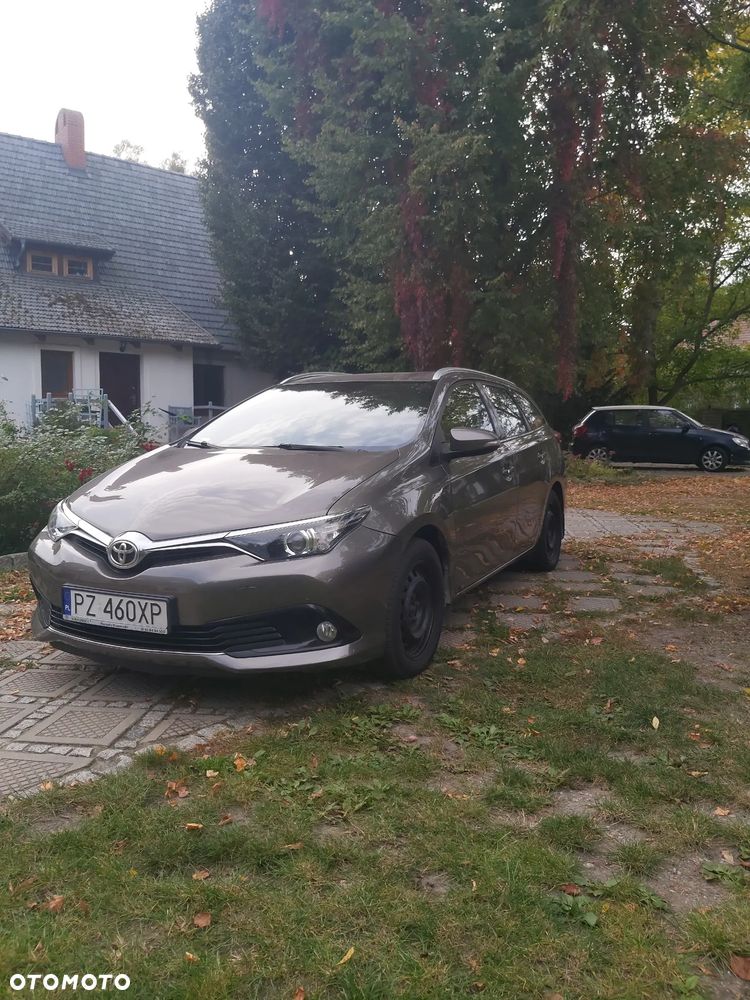 Toyota Auris 1.6 Premium - 29