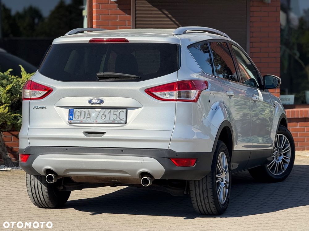 Ford Kuga 2.0 TDCi 2x4 Titanium - 12