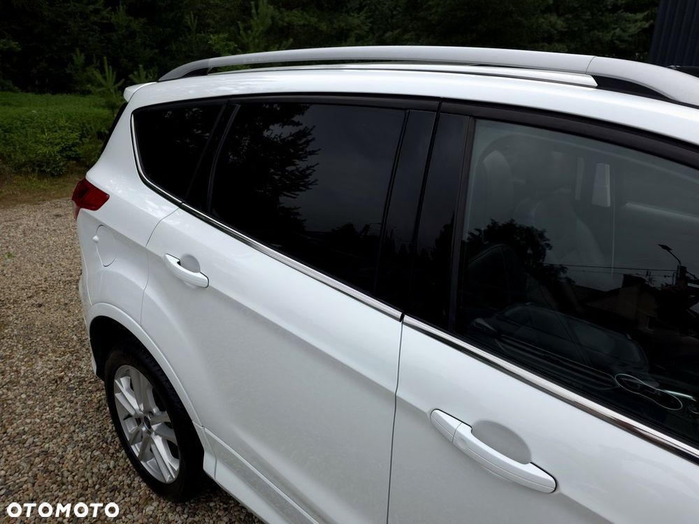 Ford Kuga 2.0 TDCi 4WD Titanium - 28