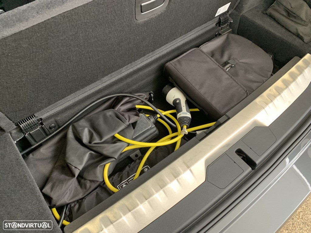 BMW 330 e Touring Line Sport Auto - 21