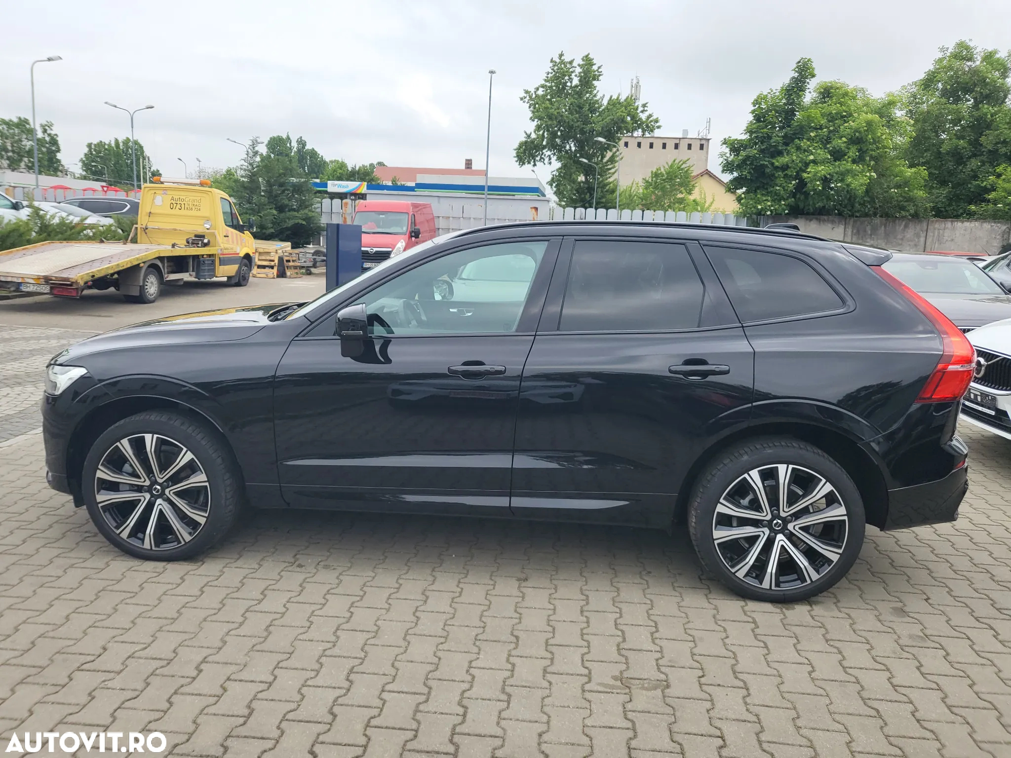 Volvo XC 60 B4 D AWD Geartronic RDesign - 9