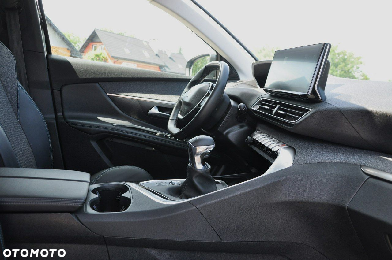 Peugeot 3008 1.2 PureTech Allure Pack S&S - 21
