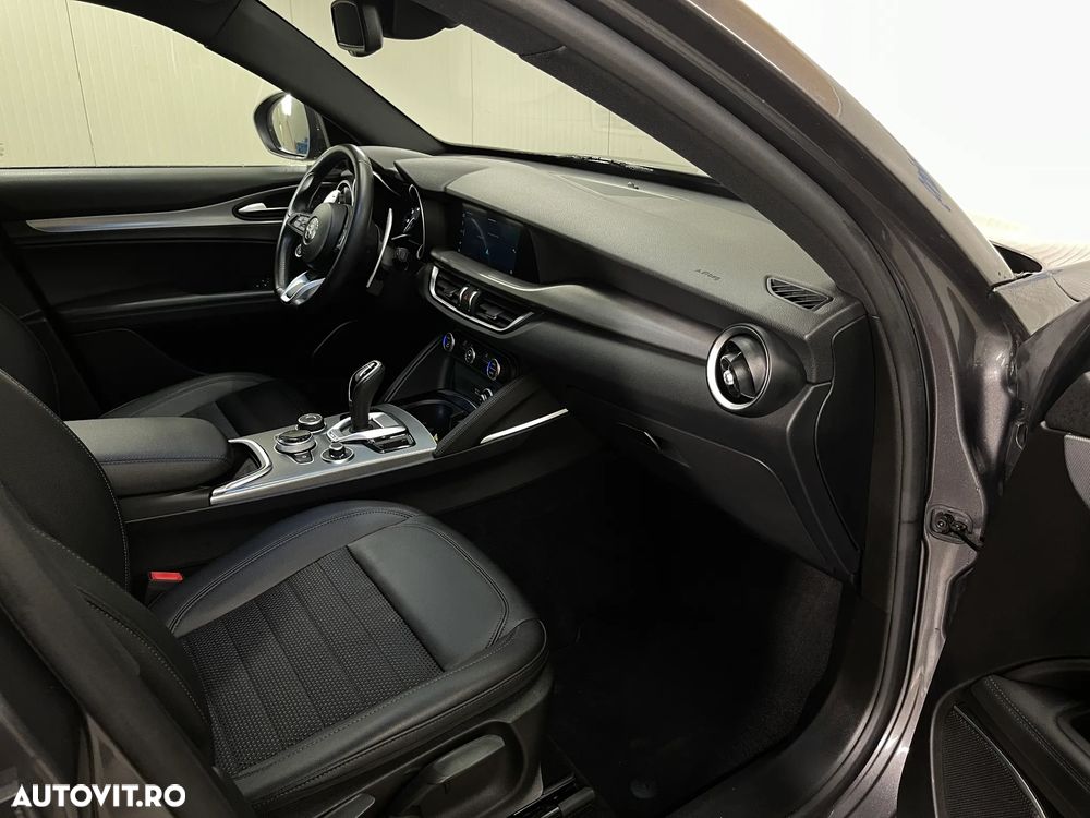 Alfa Romeo Stelvio 2.2 16V AT8 Q4 Sprint - 10