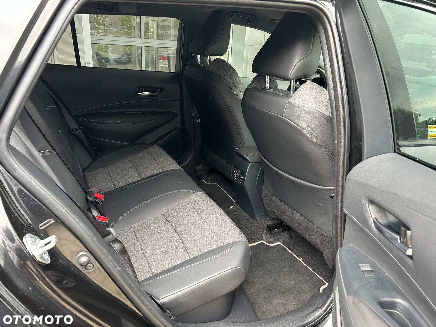 Toyota Corolla - 19
