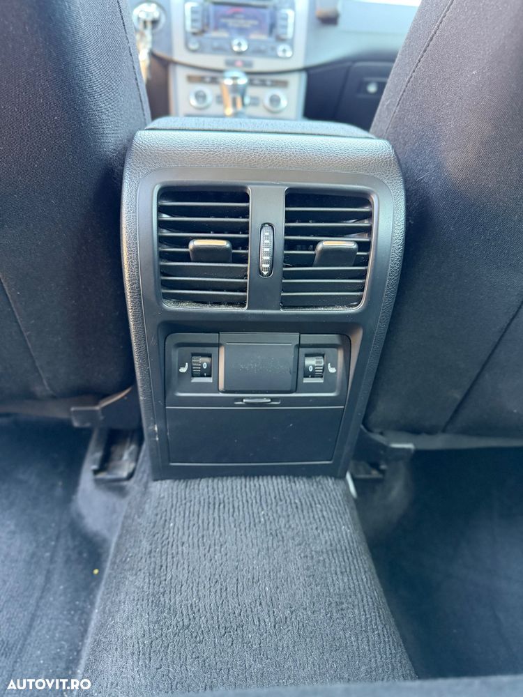 Volkswagen Passat 2.0 TDI Blue TDI Highline - 7