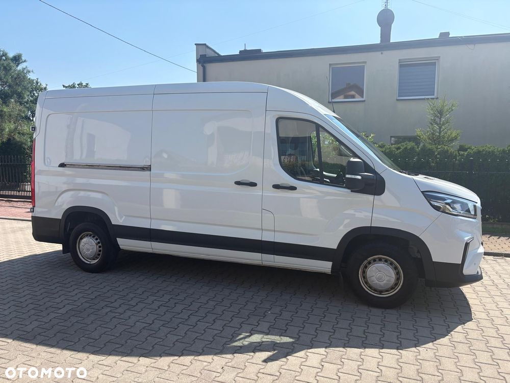 Maxus Deliver 9 - 5