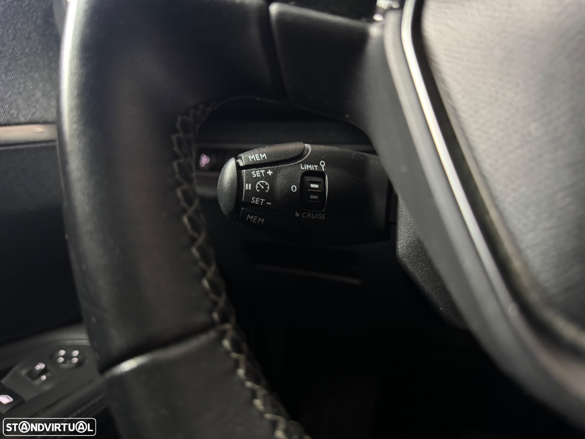 Peugeot 3008 PureTech 130 Stop & Start GPF EAT8 Allure - 30
