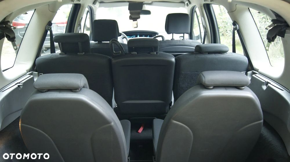 Renault Scenic - 9