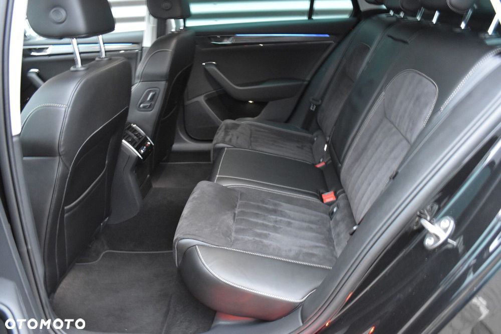 Skoda Superb 2.0 TSI Style DSG - 33