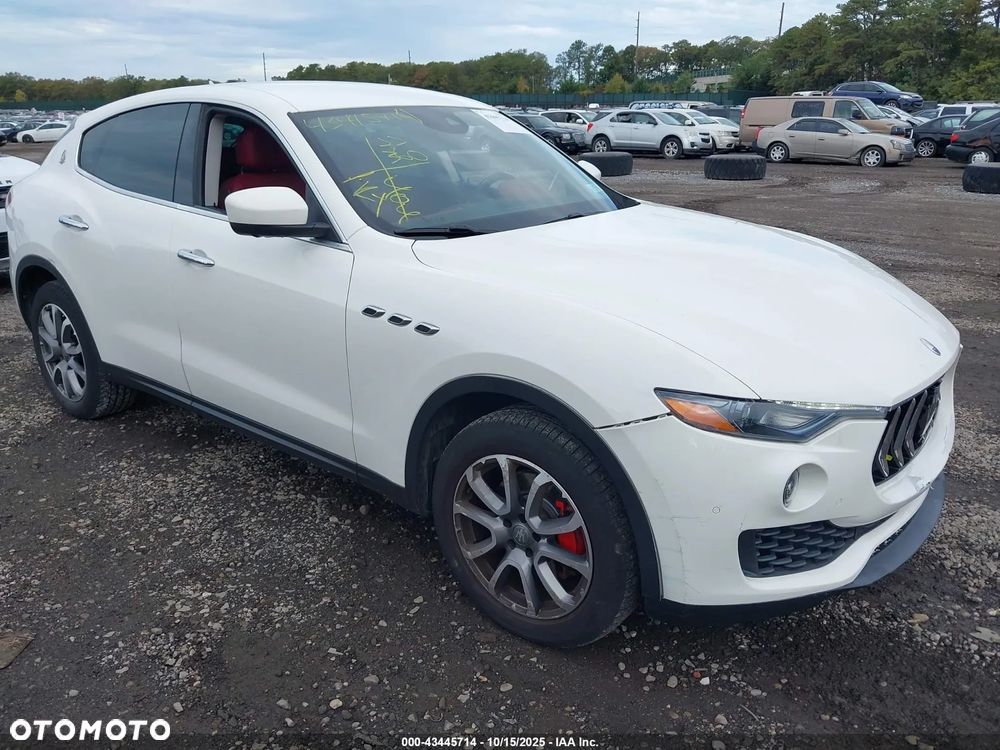Maserati Levante Q4 - 2