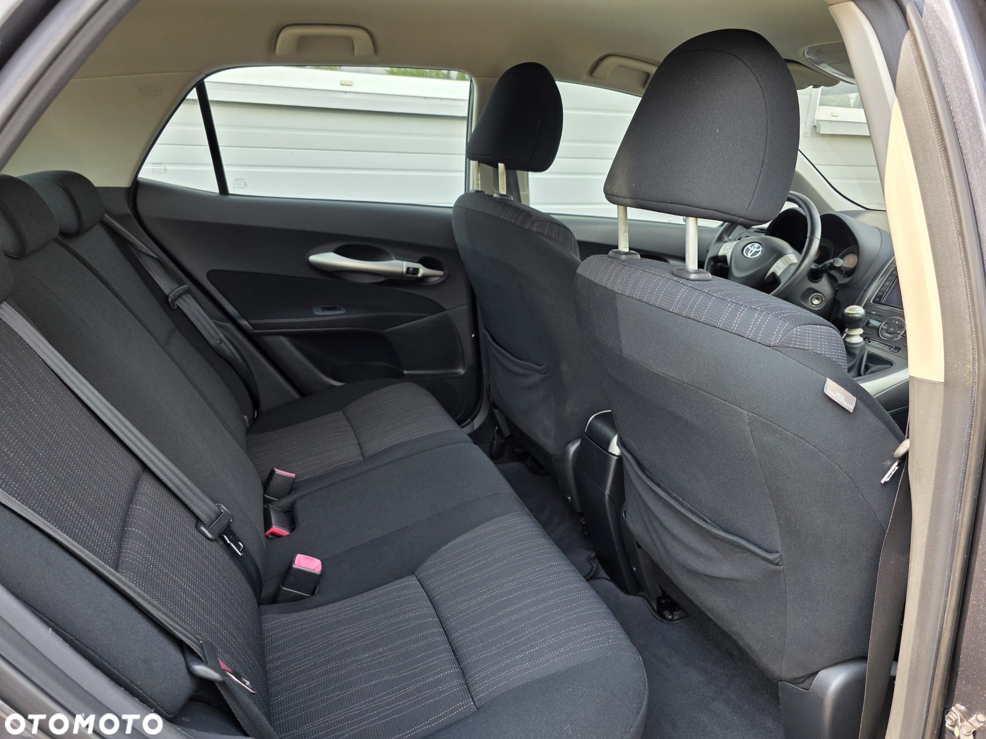 Toyota Auris 1.6 Sol - 26